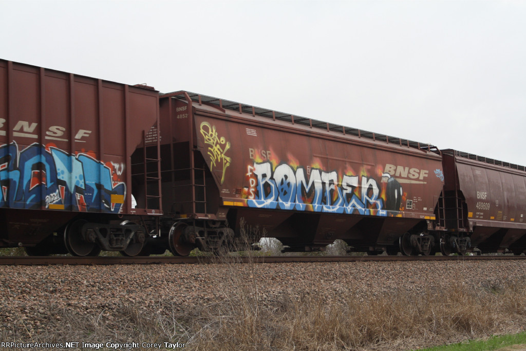 BNSF 485210